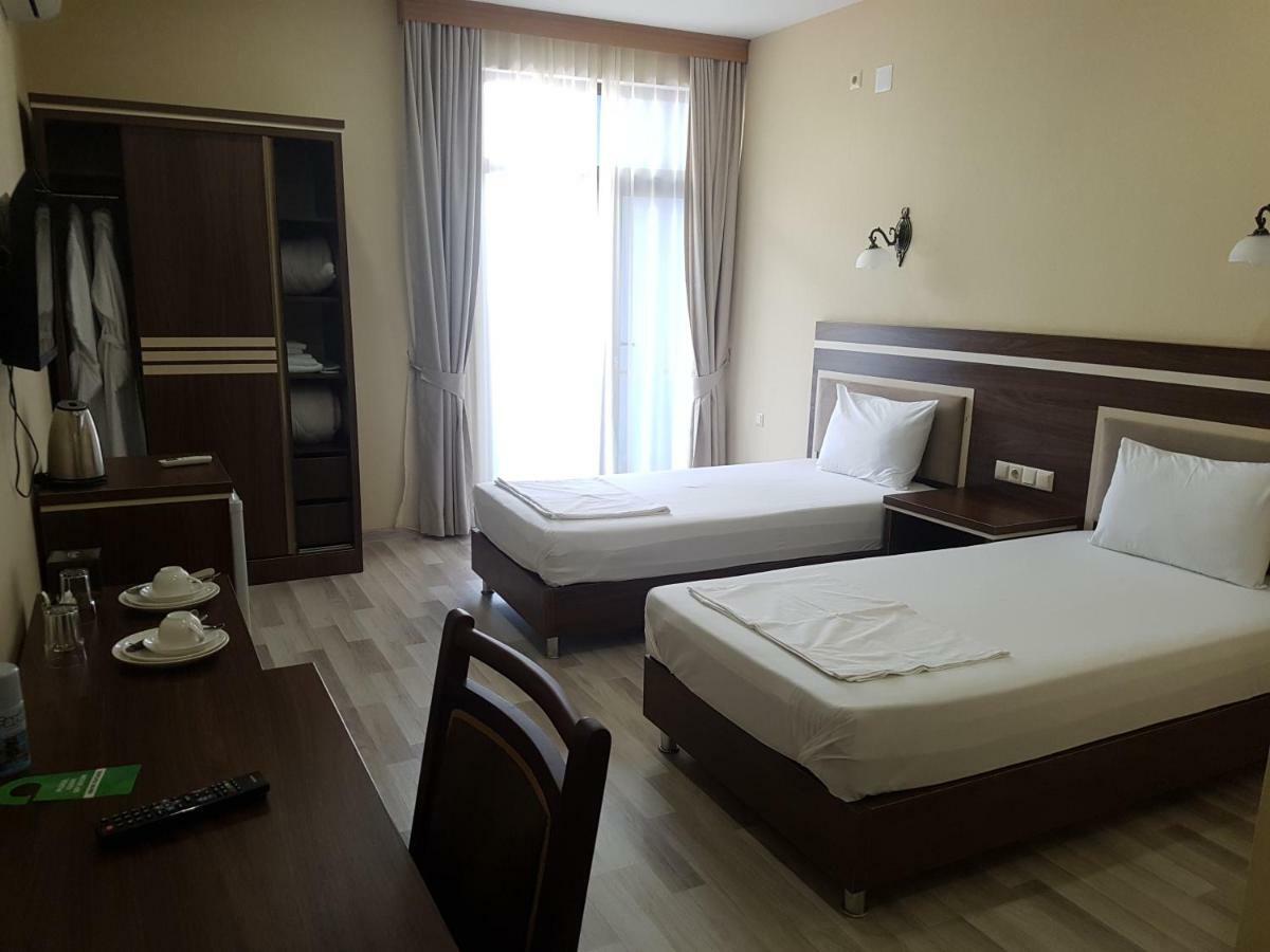 Hotel 725 B Batumi Exteriér fotografie